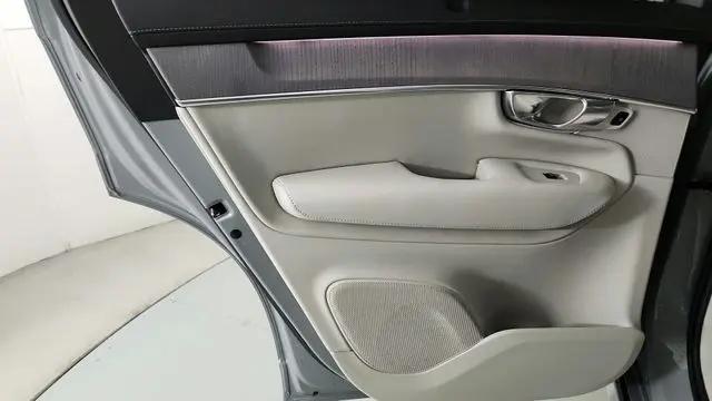 2026 Volvo XC90 Plug-In Hybrid Ultra, T8 AWD, Electric/Gasoline, Bright, 7 Seats