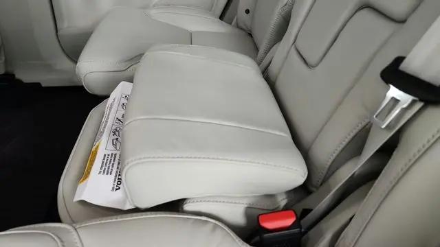 2026 Volvo XC90 Plug-In Hybrid Ultra, T8 AWD, Electric/Gasoline, Bright, 7 Seats