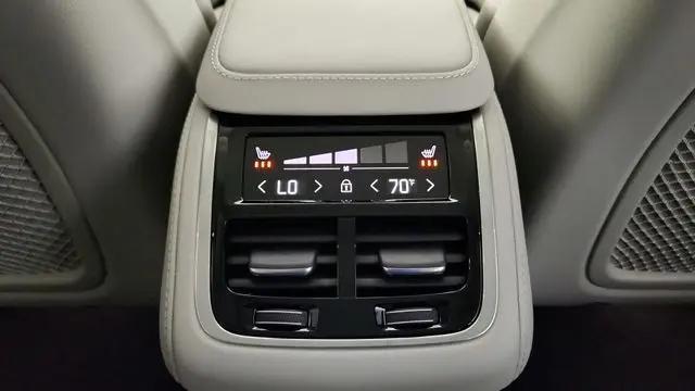 2026 Volvo XC90 Plug-In Hybrid Ultra, T8 AWD, Electric/Gasoline, Bright, 7 Seats
