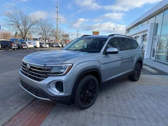 2026 Volkswagen Atlas SE with Technology