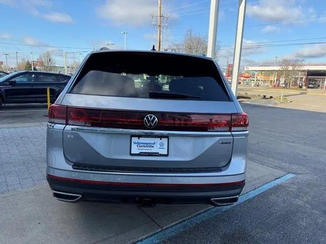 2026 Volkswagen Atlas SE with Technology