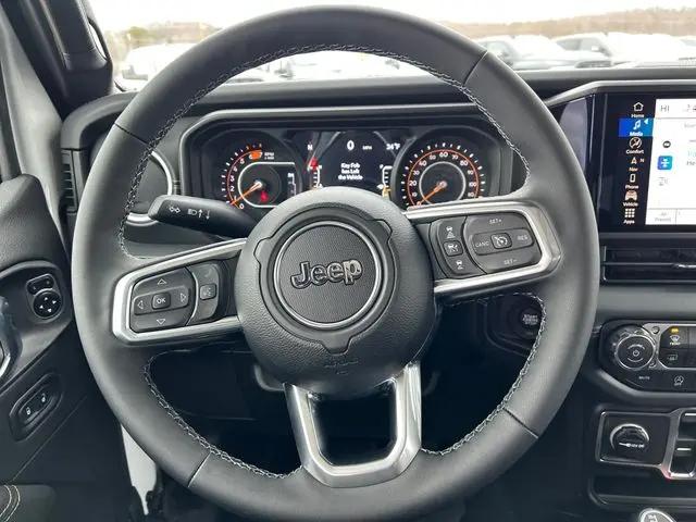 2026 Jeep Wrangler 4-Door Sahara 4x4