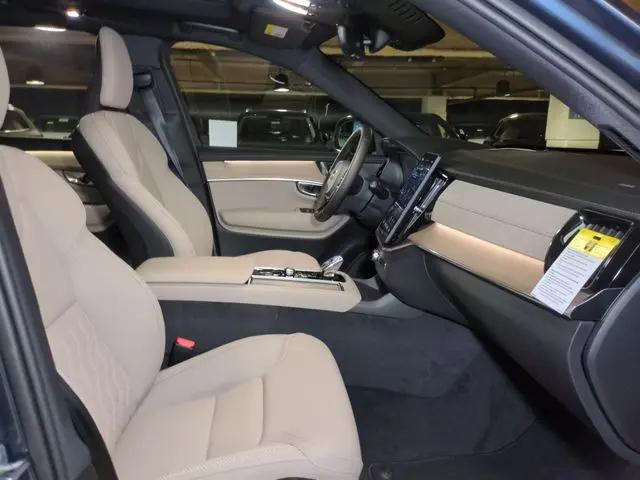 2026 Volvo XC90 Plug-In Hybrid Plus, T8 AWD, Electric/Gasoline, Bright, 7 Seats