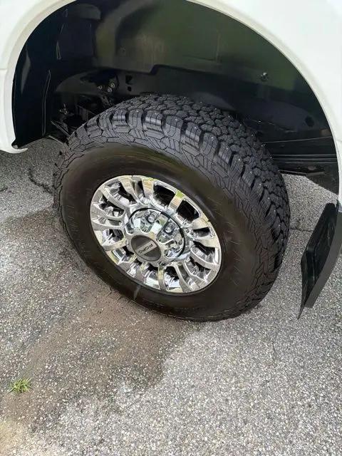 2022 Ford F-350 LARIAT