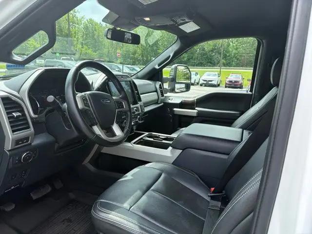 2022 Ford F-350 LARIAT