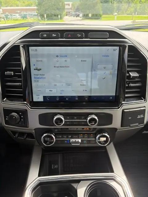 2022 Ford F-350 LARIAT