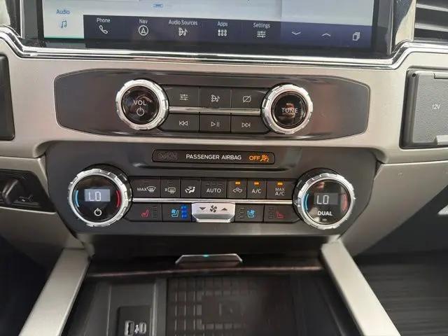 2022 Ford F-350 LARIAT