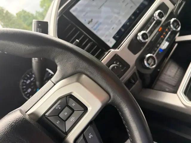 2022 Ford F-350 LARIAT