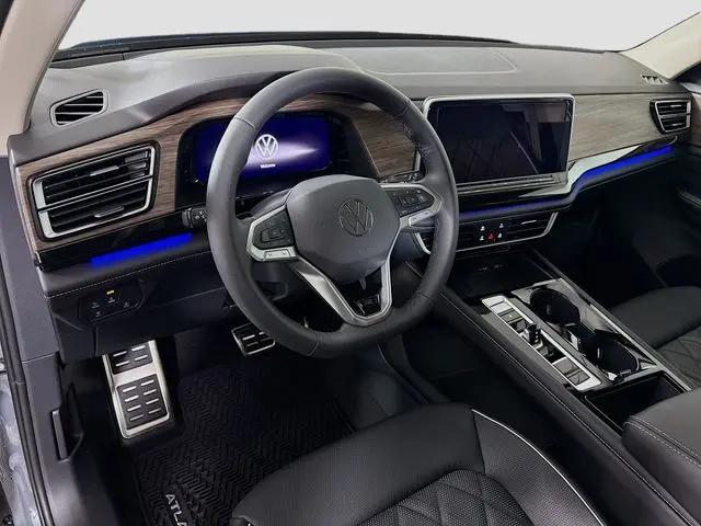 2026 Volkswagen Atlas SEL Premium R-Line