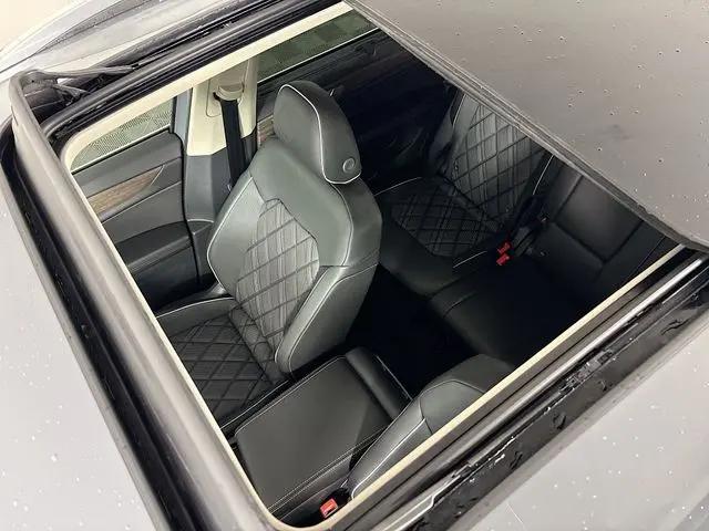 2026 Volkswagen Atlas SEL Premium R-Line