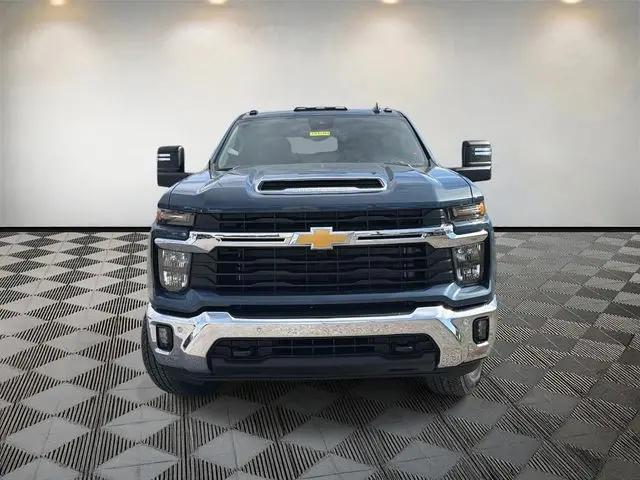 2026 Chevrolet Silverado 2500HD Crew Cab, Standard Bed, LT, 4WD