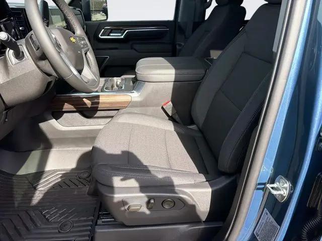 2026 Chevrolet Silverado 2500HD Crew Cab, Standard Bed, LT, 4WD