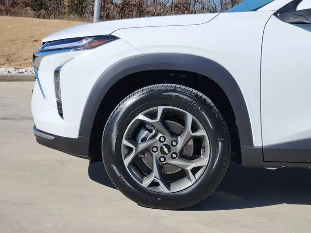 2026 Chevrolet Trax FWD LT
