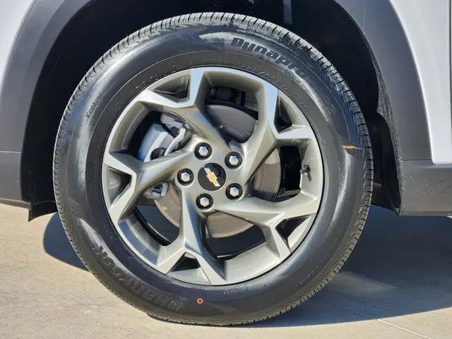 2026 Chevrolet Trax FWD LT