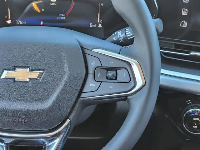 2026 Chevrolet Trax FWD LT