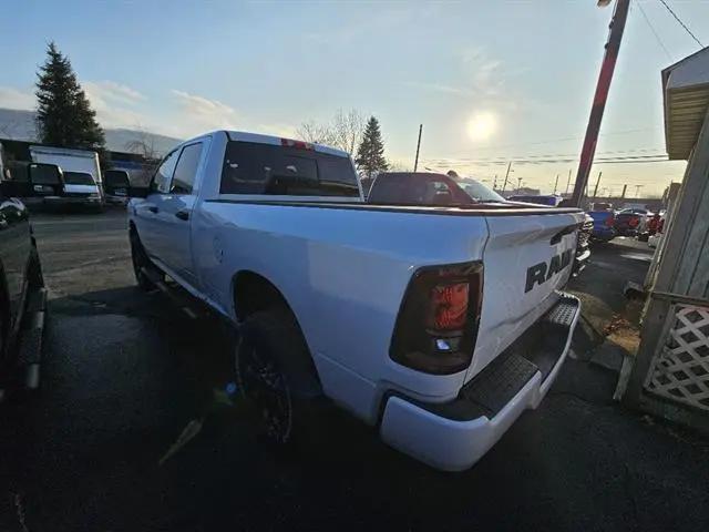2026 Ram 2500 Black Express Crew Cab 4x4 6'4" Box