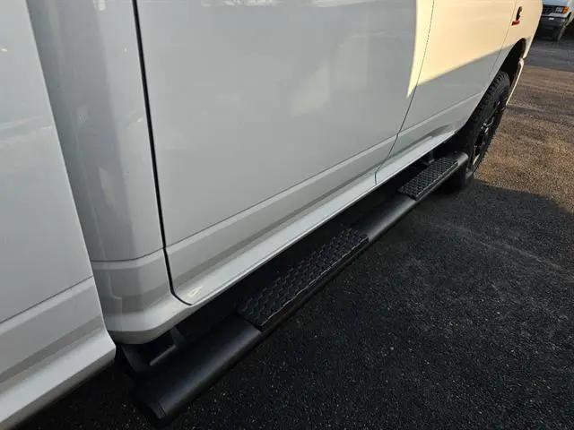 2026 Ram 2500 Black Express Crew Cab 4x4 6'4" Box
