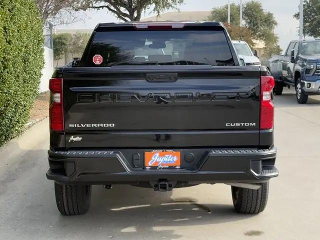 2026 Chevrolet Silverado 1500 2WD Crew Cab Short Bed Custom