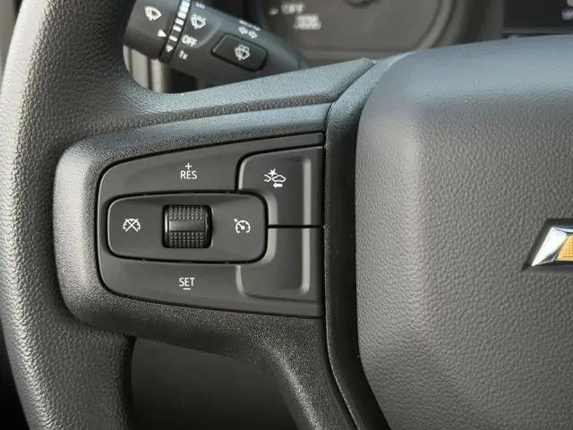 2026 Chevrolet Silverado 1500 2WD Crew Cab Short Bed Custom