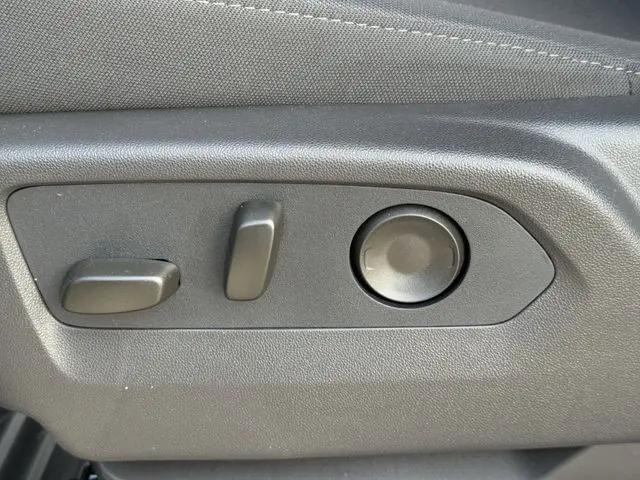 2026 Chevrolet Silverado 1500 2WD Crew Cab Short Bed Custom
