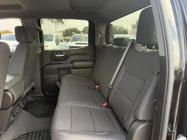 2026 Chevrolet Silverado 1500 2WD Crew Cab Short Bed Custom
