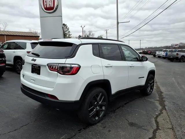 2026 Jeep Compass Latitude Altitude