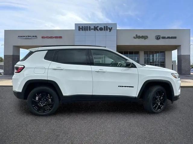 2026 Jeep Compass Latitude Altitude