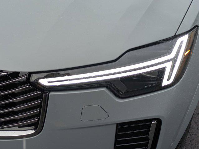 2026 Volvo XC90 Plug-In Hybrid Ultra, T8 AWD, Electric/Gasoline, Bright, 7 Seats