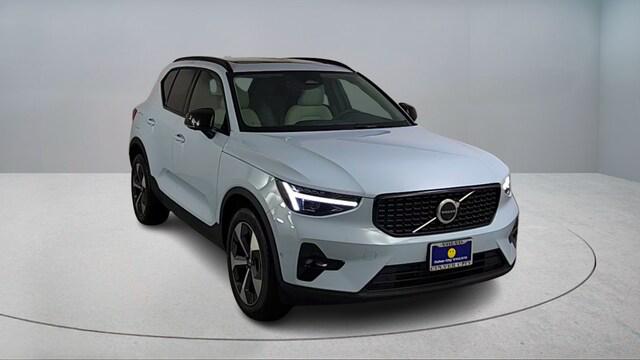 2026 Volvo XC40 Plus, B5 AWD Gas (mild hybrid), Dark for sale in Culver City, CA