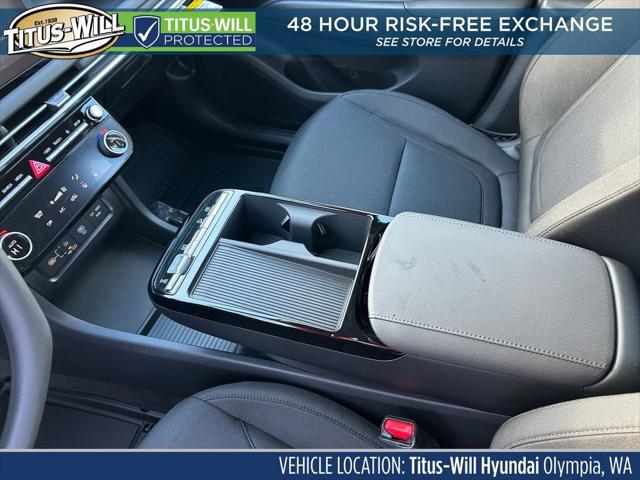 2026 Hyundai Tucson Hybrid Blue SE