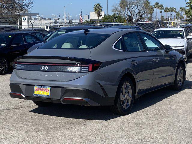 2026 Hyundai Sonata SE