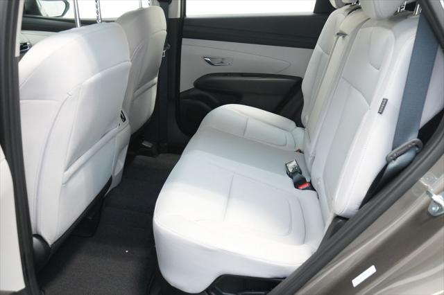 2026 Hyundai Tucson Hybrid Blue SE