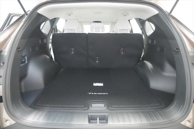 2026 Hyundai Tucson Hybrid Blue SE