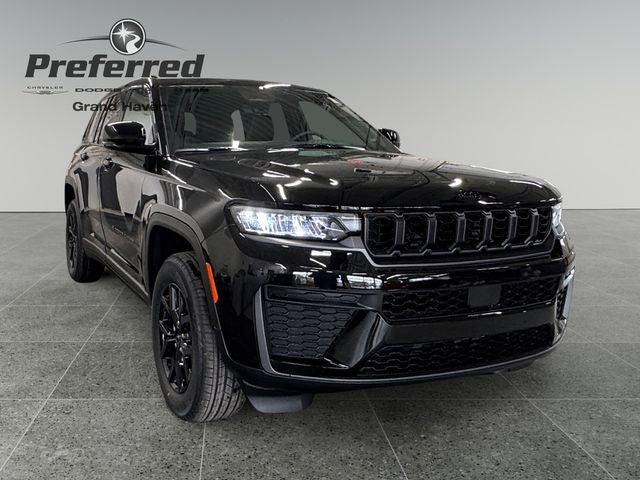 2026 Jeep Grand Cherokee GRAND CHEROKEE LAREDO ALTITUDE 4X4 2026 Jeep Grand Cherokee GRAND CHEROKEE LAREDO ALTITUDE 4X4