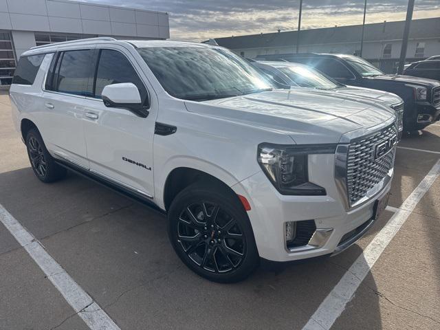 2023 GMC Yukon XL 4WD Denali