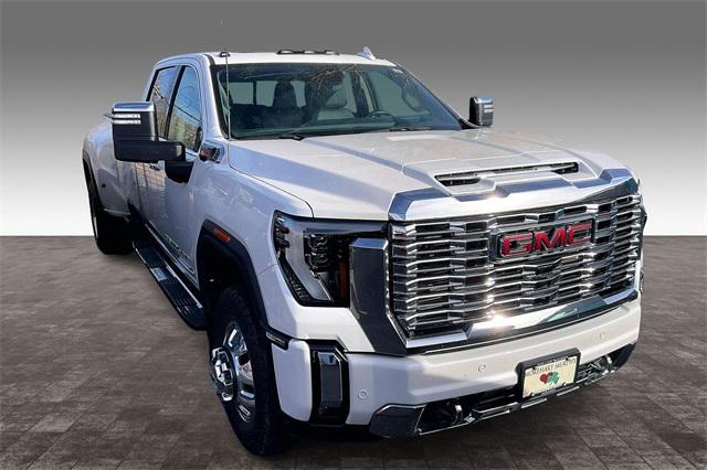 2024 GMC Sierra 3500HD 4WD Crew Cab Long Bed Denali