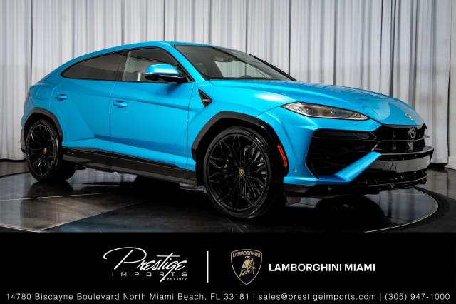 /2025 Lamborghini Urus