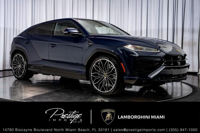 /2025 Lamborghini Urus