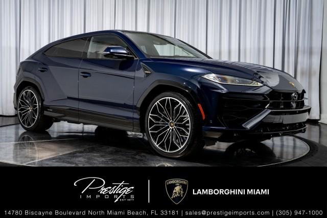 /2025 Lamborghini Urus
