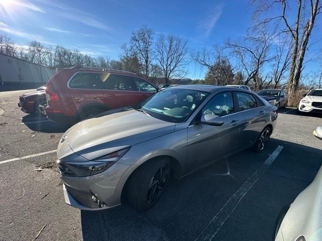 2023 Hyundai Elantra Limited 2023 Hyundai Elantra Limited