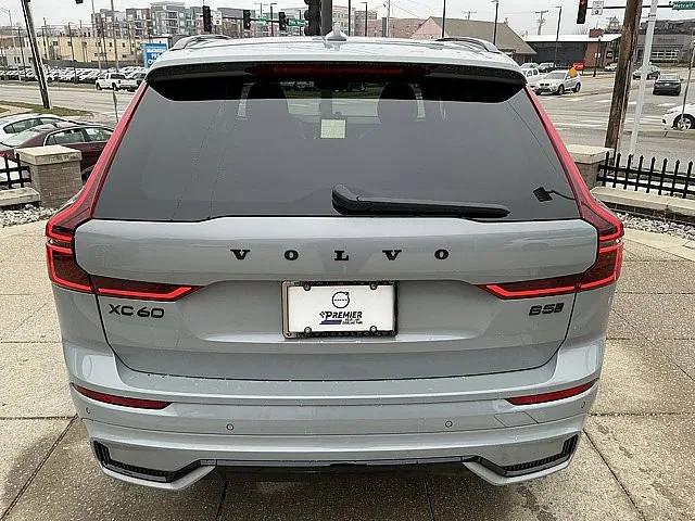 2026 Volvo XC60 B5 Ultra Black Edition