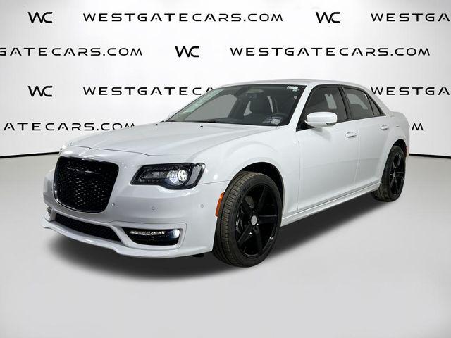 2023 Chrysler 300 Touring L AWD