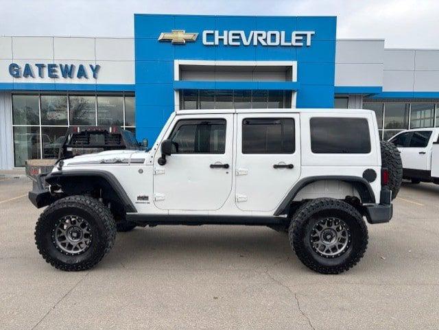 2014 Jeep Wrangler Unlimited Polar Edition 2014 Jeep Wrangler Unlimited Polar Edition