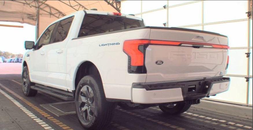 2025 Ford F-150 Lightning LARIAT 2025 Ford F-150 Lightning LARIAT
