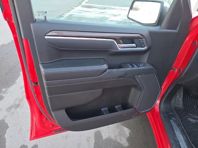 2025 Chevrolet Silverado 1500 4WD Crew Cab Short Bed LT with 2FL