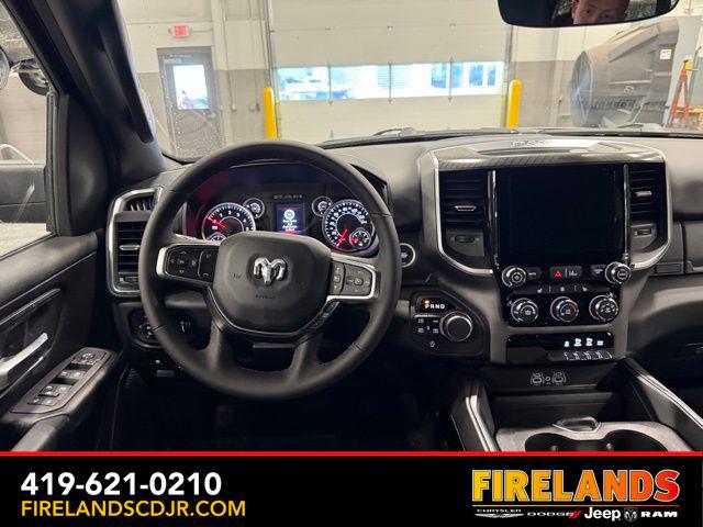 2026 Ram 1500 Lone Star Crew Cab 4x4 57 Box