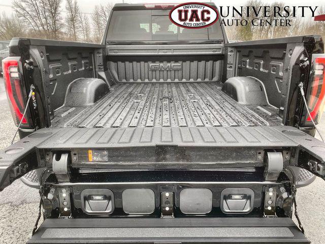 2026 GMC Sierra 2500HD Crew Cab, Standard Bed, AT4, 4WD