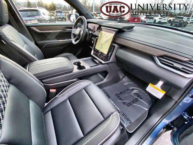 2026 GMC Acadia Denali AWD