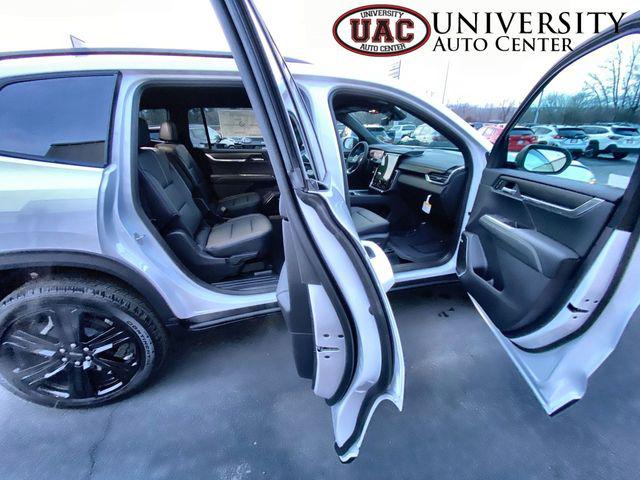 2026 GMC Acadia Elevation AWD