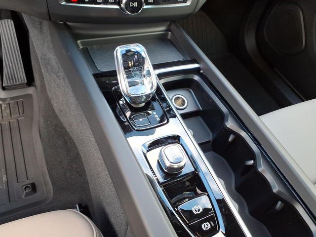2026 Volvo XC60 Plug-In Hybrid Plus, T8 AWD Electric/Gasoline, Dark